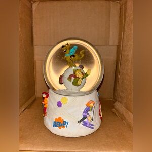 VINTAGE Scooby-Doo Enesco Musical Snow Globe 2000 Hungarian Dance No. 5 working